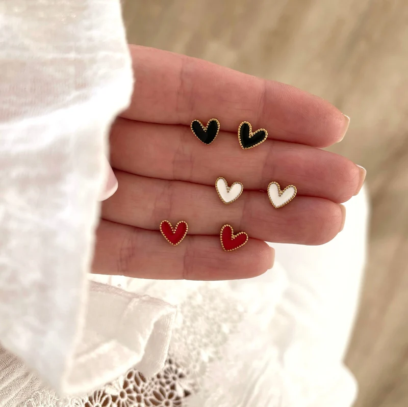 Petites boucles d'oreilles